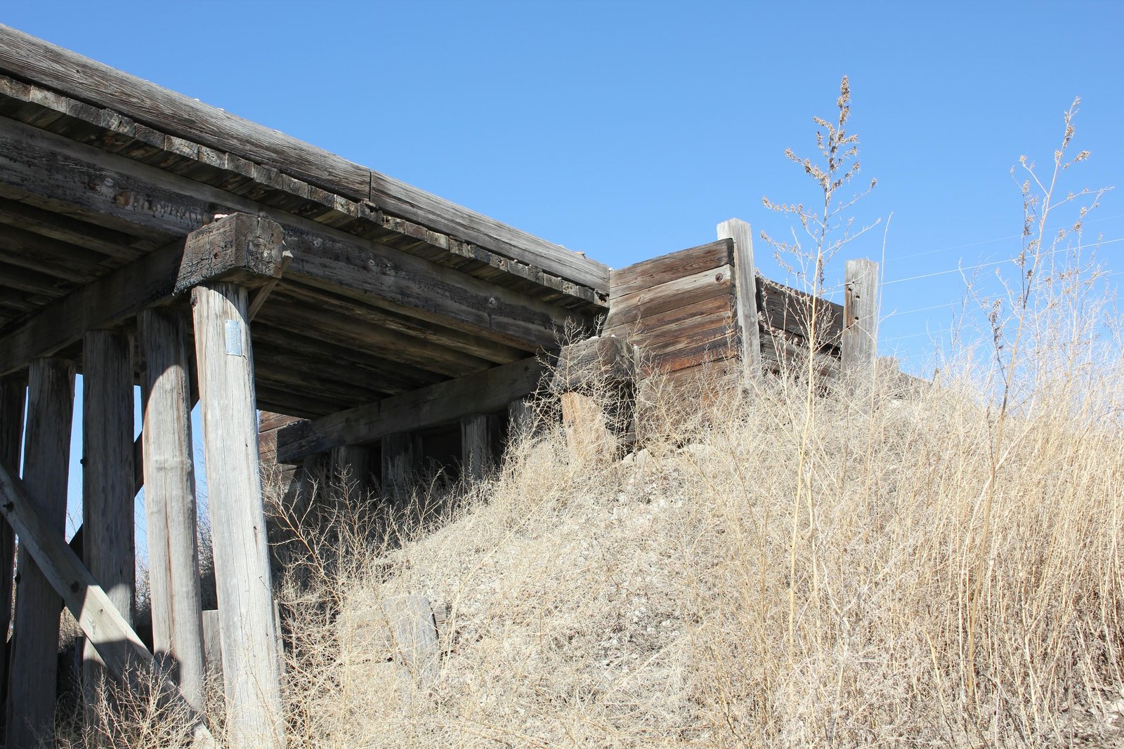 North abutment